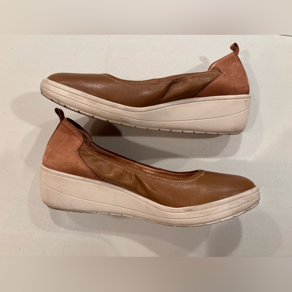 Vionic | ladies Jacey wedge slip on shoes. Size: 8 - Picture 6 of 12